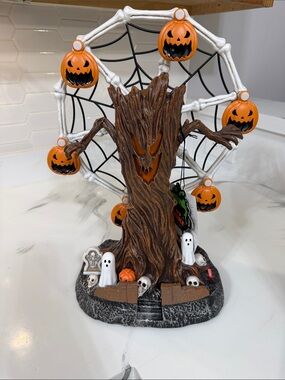 Halloween Spooky Tree with Pumpkin String Lights